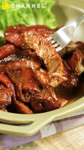看起來豪華但其實很簡單！軟嫩燉排骨