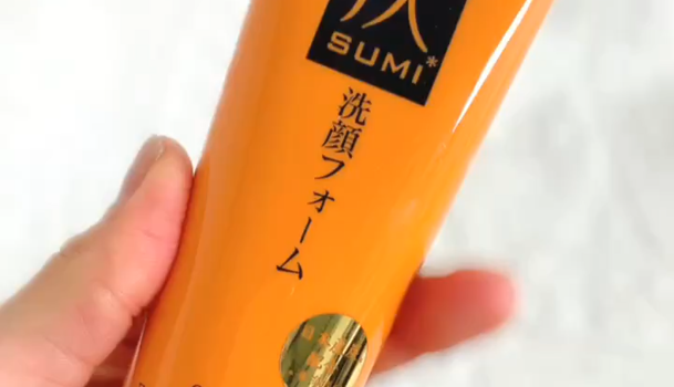 驚異的 Daiso炭配合洗顔フォーム C Channel