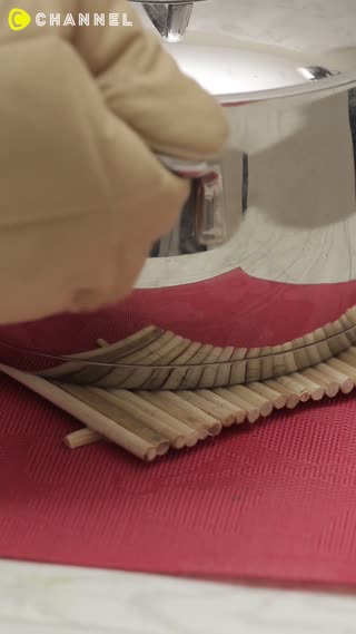 Kerajinan tangan sumpit bekas