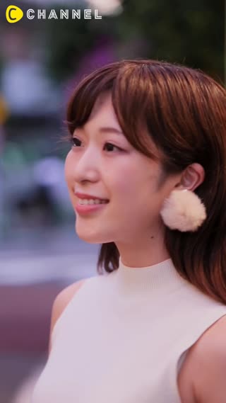 耳元にフワフワを飾る♡温かそうな「ファーイヤリング」は秋冬の必需品！