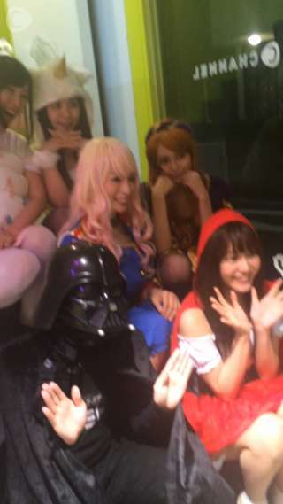 仮装して集合！C CHANNELのハロウィンパーティー