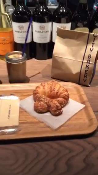 天神ど真ん中！春オープンした話題のCITY BAKERY