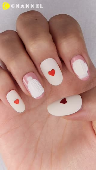 Adorable Matte Knit Glove Nails