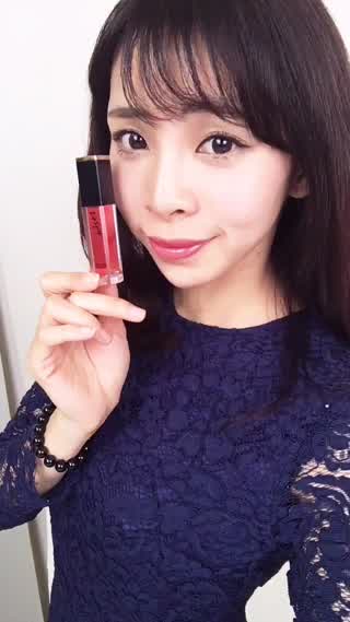 超質感開架唇釉推薦  Clio光療鏡感絲緞唇釉