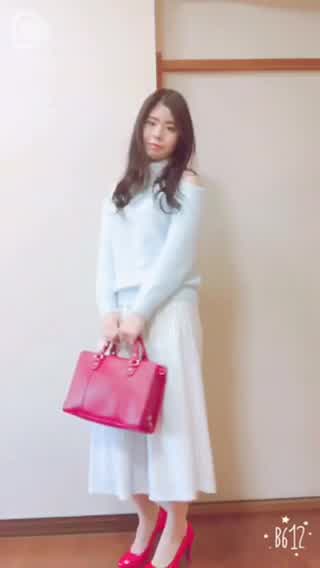 セシルマクビーハイネックニットコーデ