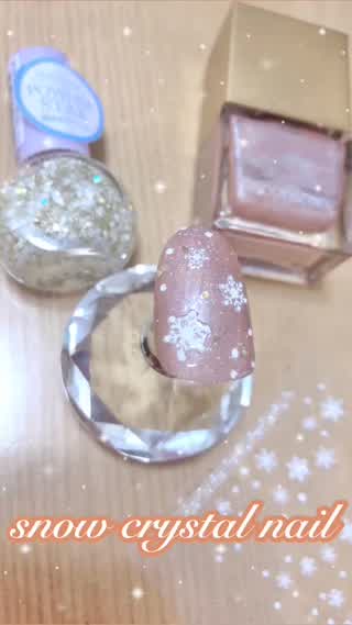 100均マニキュアを使って♡冬に人気の雪の結晶ネイル❄️BELL PALETTE
