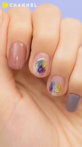 ネイルパーツにテクあり！ニュアンスネイル