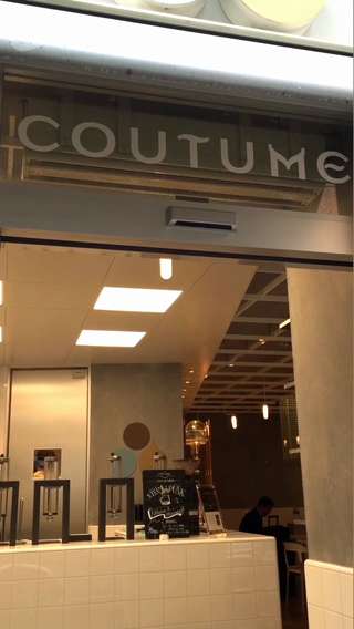 One of the best cafes in Paris♪ "COUTUME