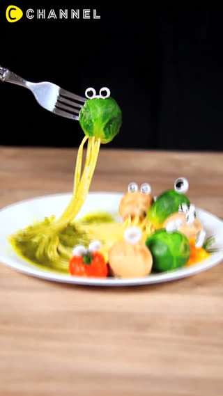 พาสต้าเอเลี่ยนสารพัดผัก 