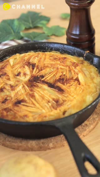 ポテカレーのとろ〜りチーズガレット