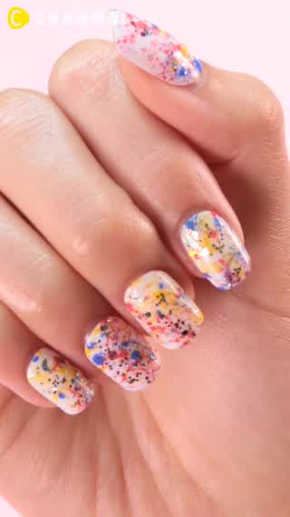 ストロー1本で簡単アート♡スプラッターネイル