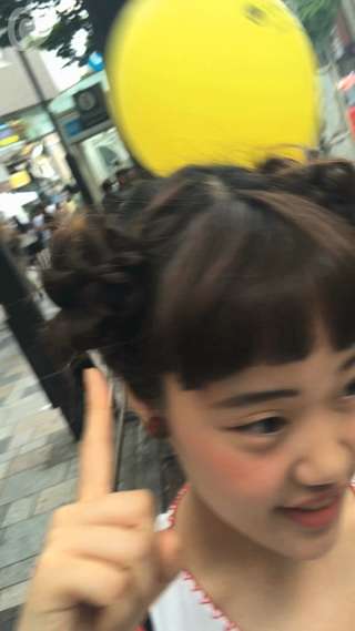 a curbside fashion check in Harajyuku -p