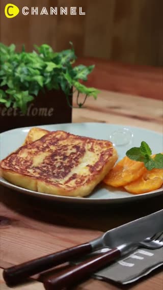 โทสไส้ช็อคโกแลตราดซอสส้ม 