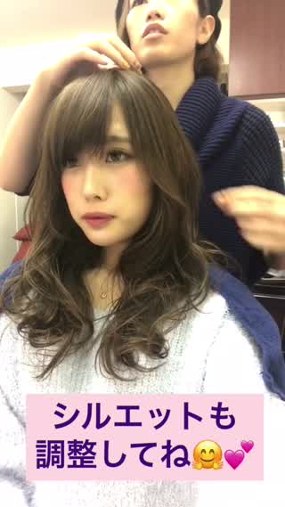 ふんわり可愛いは鉄板！フェミニン系ランダムカールのヘアスタイル！