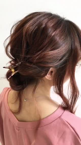 髪の毛が広がってテンション上がらない…そんな時にロープ編み込みアレンジ