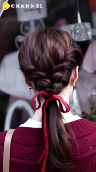今天出門就綁這個♡只要扭轉的超簡單優雅編髮