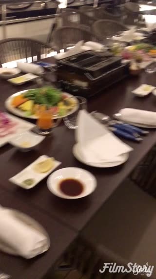 中之島の夜景を見ながら船上ディナー