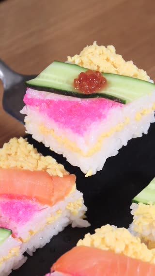 รับซูชิสายรุ้งซักคำมั้ยคะ ^^
