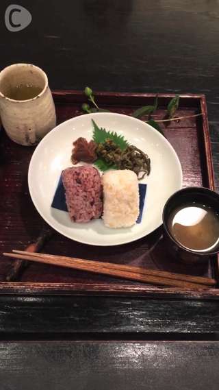 銀座松屋の裏手にある茶房 野の花でごちそうランチ♪