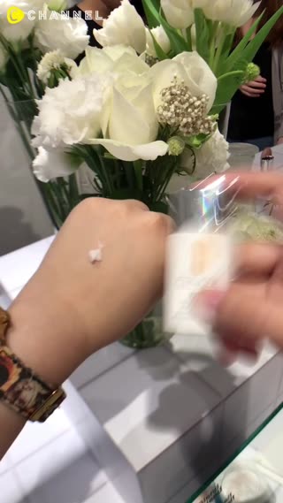 命定底妝自己調！+1滴神助攻⭐️保養品也能是妳的專屬粉底