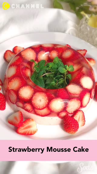 Clear Strawberry Mousse Cake🍓