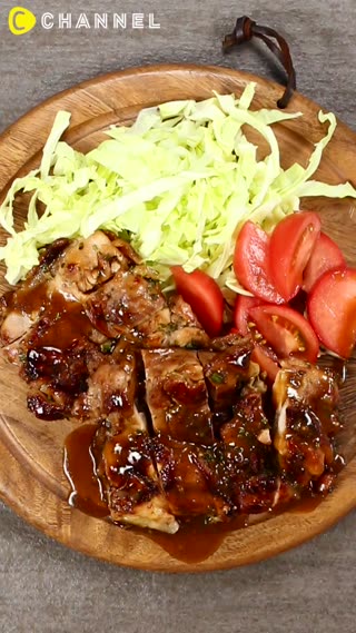 甘辛ソースがたまらない♡タイ料理「ガイヤーン風」鶏肉の甘辛炒め