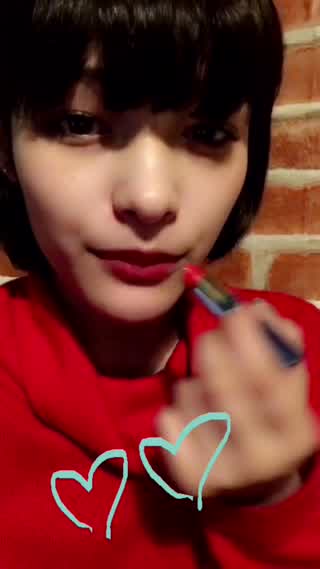 グリッターリップ