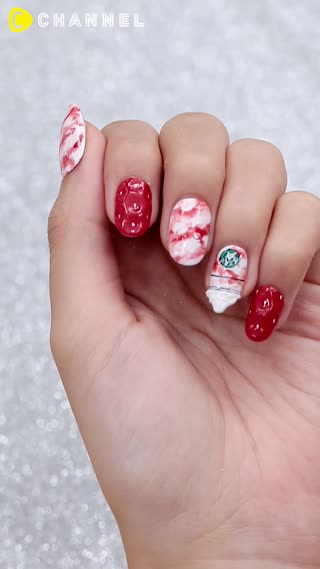 ลายเล็บน่ากิน สตรอว์เบอร์รี่เฟรปเป้ 