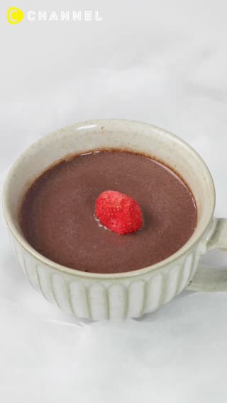 Snowman Transforms!Festive Hot Chocolate