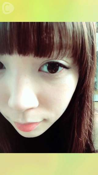 上野瞳のアイシャドウの入れ方