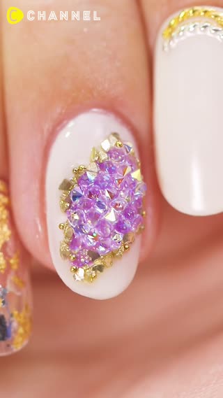 ✨Geode Nails with Swarovski Crystals