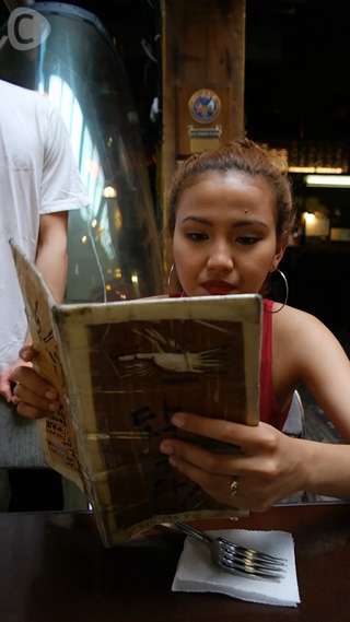 【韓国最新情報】軍隊風ボリューミーな激辛チキン【Daknalda】