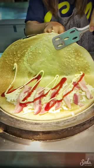 Mozzy Bacon Crepe