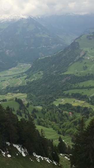 スイスの絶景を肌で感じよう♪