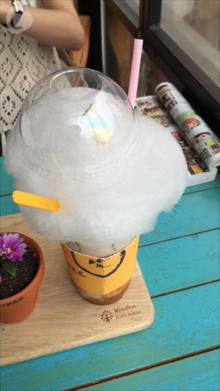 マシュマロラテに盆栽ケーキ!? 韓国のカフェBanana Tree♡