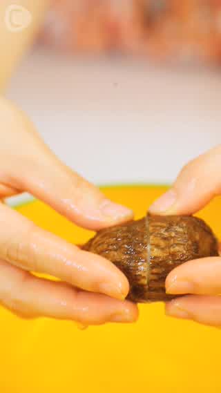 裏ワザ！里芋の皮むきが超簡単！