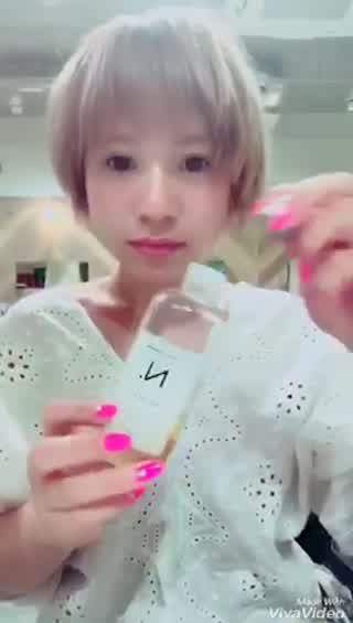 ショートヘアアレンジ オイルをつけてもみこむだけの簡単アレンジ