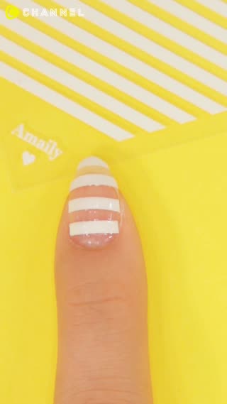 Border Nail Art
