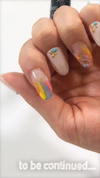 閃閃發亮★用眉刷也能畫出指彩？Part1