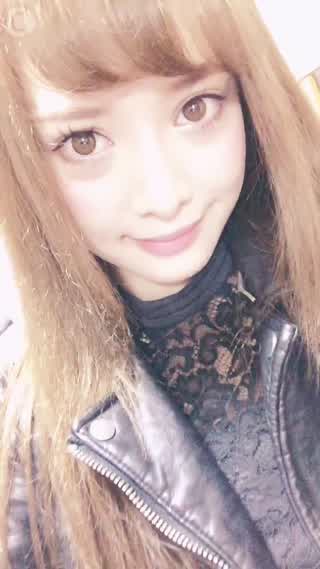 black×カーキ コーデ