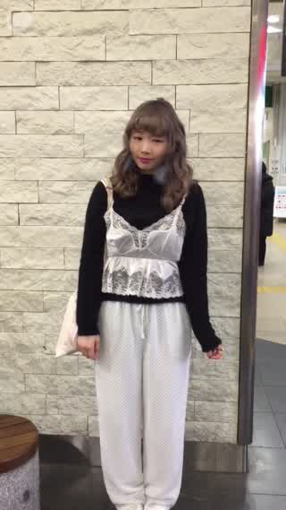 流行中のパジャマパンツできめてみました！