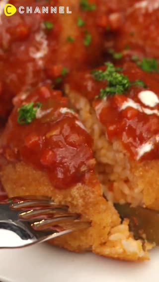 內餡超濃郁♪米粒可樂餅