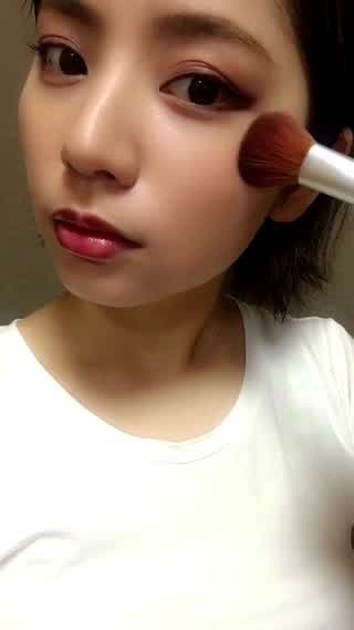 ローズリップで大人の秋メイク