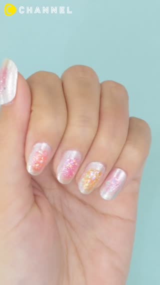 社群網站上大人氣的暈染亮片指甲彩繪