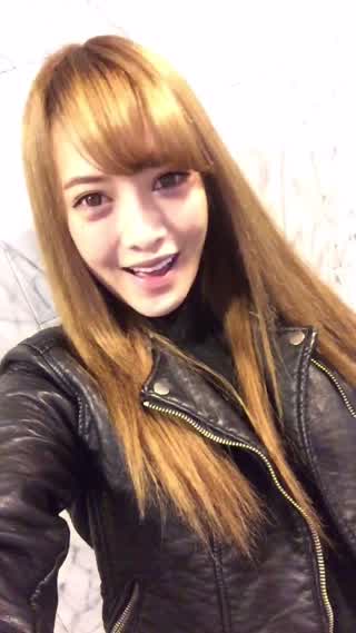 スキニー＆UGGで王道シンプルコーディネート