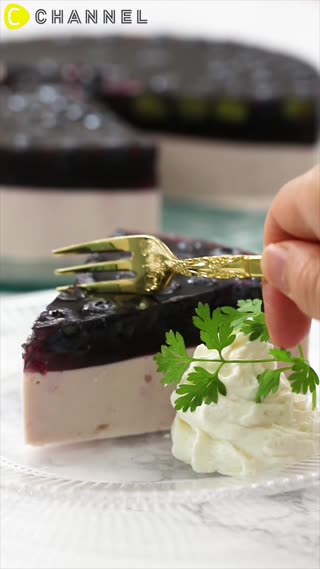 บลูเบอร์รี่ชีสเค้กเด้งดึ๋ง2ชั้น 