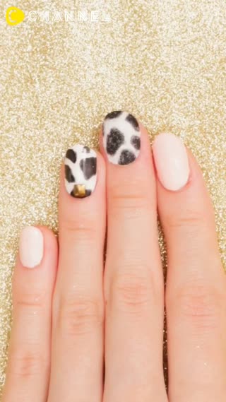  39元均一價♡流行的絲絨”乳牛”指彩♪ 