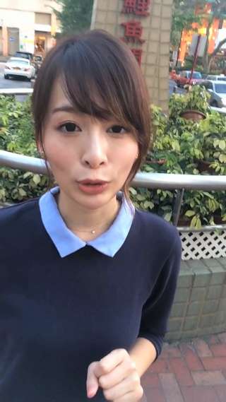 Superly eating seafoods at Lei Yue Mun