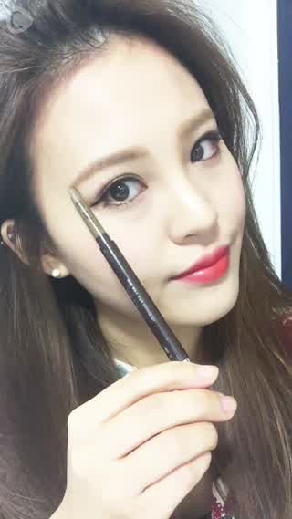 美しい眉の描き方！メイク初心者さんは要チェックです