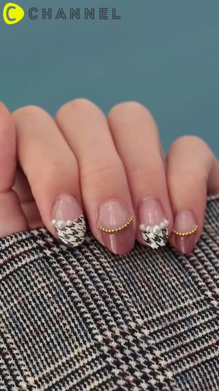 เล็บลายผ้าชิโนริหรูหรา จากตัวปั๊ม100 เยน